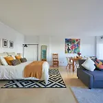 Apartament Modern With Garage And Pool *