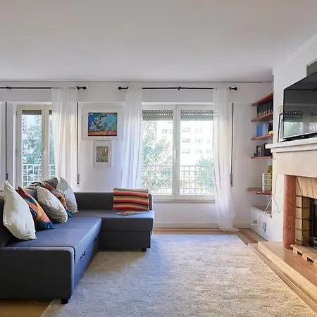 Modern With Garage And Pool Апартаменты