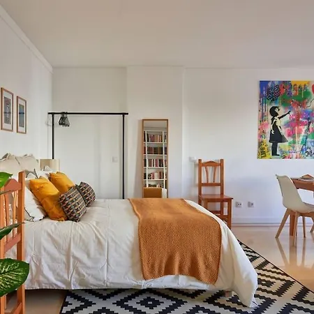 Apartment Modern With Garage And Pool *