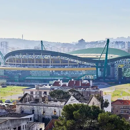 Appartement Modern With Garage And Pool *