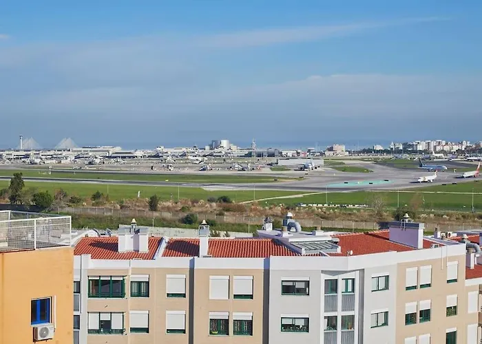 Modern With Garage And Pool
