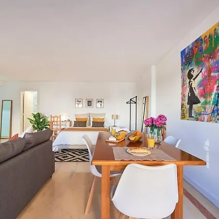 Modern With Garage And Pool * Lissabon